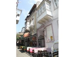 Tartan, Alsancak’taki Tarihi Binaları Yenileme Projesini Tanıttı