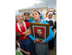 ŞEHİT ASKER TOPRAĞA VERİLDİ