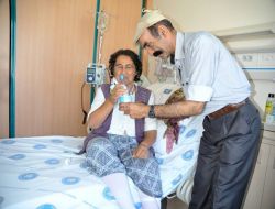 ‘torunlarını Ziyarete Götüreceğim’ Dedi, Eşine Böbrek Nakli Yaptırdı