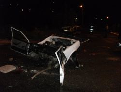 Kamyonetle Otomobil Çarpıştı: 1 Ölü