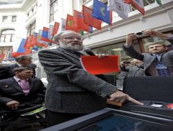 Medvedev ve Putin'in Yerel Seçim Testi