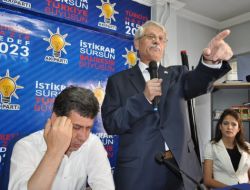 Ak Parti Balıkesir İl Başkanı Basın Toplantısında Ağladı