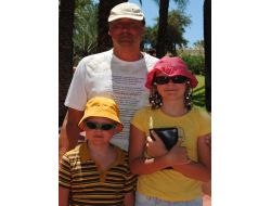 Rus Çocuklar, Rus Yazarların Eserlerini Elektronik Kitaptan Okuyor