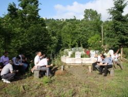 Vakfıkebirli Eğitim Şehitleri 15. Yılında Mezarı Başında Anıldı