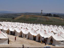 Çadır Kentlerde Kalan Suriyelilerin Sayısı 8 Bin 900'e Yükseldi