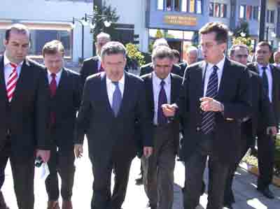 Yeni  REKTÖR VE DEKANLAR