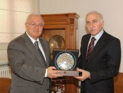 Şahin: "Türkçevizyon’a İlgiden Memnunum"