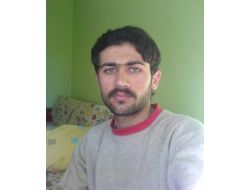 İki Aydır Kayıp Kardeşini Arıyor