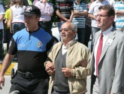 Şehit Polisin Cenazesi Uğurlandı