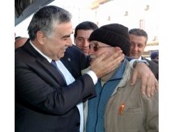 Ak Parti'li Akay: Babalarımız, Ailenin Temel Direğidir