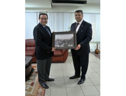 Kazım Dirik’in Torununa 75 Yıllık Fotoğraf Sürprizi