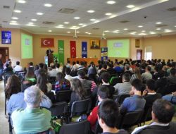 Gençler Sorunlarını Ve Çözüm Yollarını Rapor Haline Getirdi