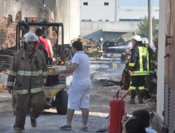 Kauçuk Fabrikasının Bahçesindeki Yangın