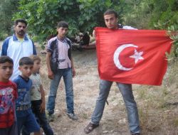 SINIR HATTINDA KORKULU BEKLEYİŞ