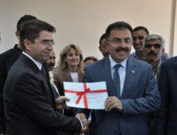 Ak Parti'li Milletvekilleri Mazbatalarını Aldı