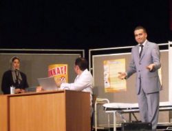 Doktorlar Oynadı, Meslektaşları İzledi