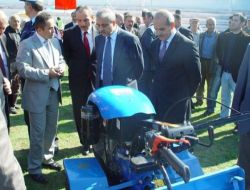 Sinop'un Türkeli İlçesinde 'yarısı Bizden' Kampanyası İle Tarım Araçları Dağıtıldı