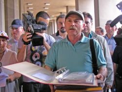 Devrimci 78’liler, 12 Eylül Askeri Darbe Belgelerini Savcılığa Verdi