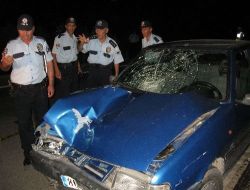 Yolun Karşısına Geçmek İsterken Otomobilin Altında Kaldı