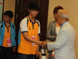 Vali Atış, Türkçe’nin Çocuklarını Kabul Etti