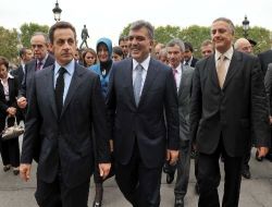 Cumhurbaşkanı Gül Elysee Sarayı'ndan Ayrıldı