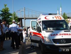 Üst Geçide Rağmen Otoyoldan Geçmeye Kalkınca Motosiklet Çarptı