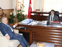 Vali Şentürk’den Bozok Üniversitesi Rektörü Uçar’a Ziyaret