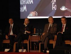 Aliyev’e De Crans Montana Forumu Ödülü Verildi