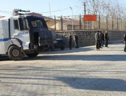 'Dicle Kararı'na Protestolar Sürüyor