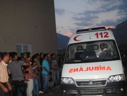 Hakkari’de Trafik Kazasında Yaralanan 19 Kişi, Askeri Helikopterle Taşındı