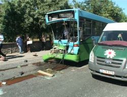 Yolcu Kapma Yarışı 7 Kişiyi Hastanelik Etti