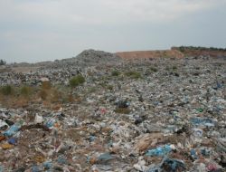 Katı Atık Bertaraf Tesisi Yaptırmayan Belediyelere Suç Duyurusu