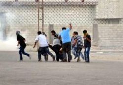 BDP'liler polise saldırdı