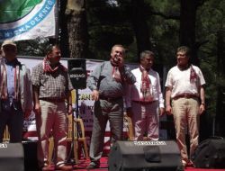 Karadenizliler, Edremit Körfezi'nde Yayla Şenlikleri'nde Bir Araya Geldi