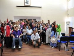 İnternet Üzerinden Tanişan Engelliler Mardin’de Buluştu