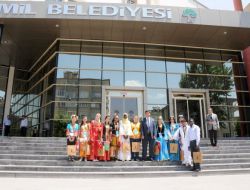 Fadıloğlu: Kültürümüzü Dünyaya Yayan Bu Çocukları Kutluyorum