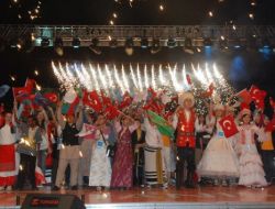 Türkçe’nin Çocukları, Olimpiyat Tarihinin En Büyük Buluşmasını İzmir’de Yaşadı