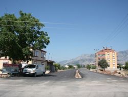 Döşemealtı'nda Altyapı Çalışmaları Devam Ediyor