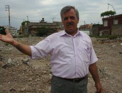 Tarihi Evler Yıkılınca Mahalleyi Defineciler Bastı