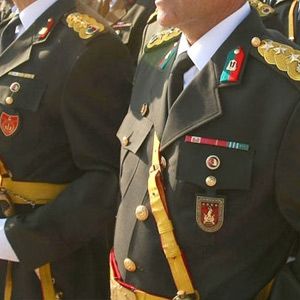 Komutanlara Yakalama Emri