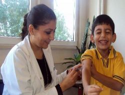 Medical Park Hastanesi, Öğrencileri Gribe Karşı Aşılıyor