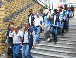 Uluslararası Dolandırıcılık Şebekesinin Türkiye Ayağı Polise Takıldı