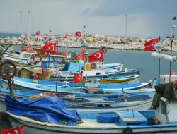 Edremitli Balıkçılar Barınak İstiyor