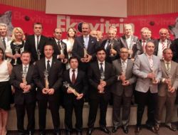 Ekovitrin, Karaosmanoğlu'nu Yılın Belediye Başkanı Seçti