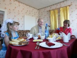 Amca Putin Küçük Daşa’nın Evine Gitti