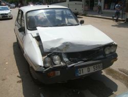 Şoförsüz Araç Üç Araca Çarparak Durabildi