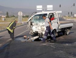 Salihli’de Kaza: 3 Yaralı