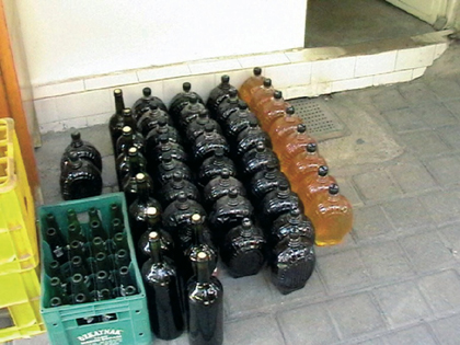 Binlerce Şişe Kaçak İçki