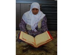 80 Yaşında Kur'an-ı Kerim Okumayı Öğrendi