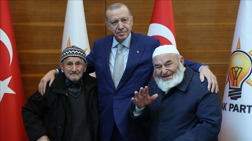 thumbs-b-c-66442a9d994f88d5c5619a4d351875da-1